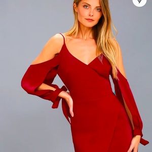 Adelyn Rae cold shoulder dress